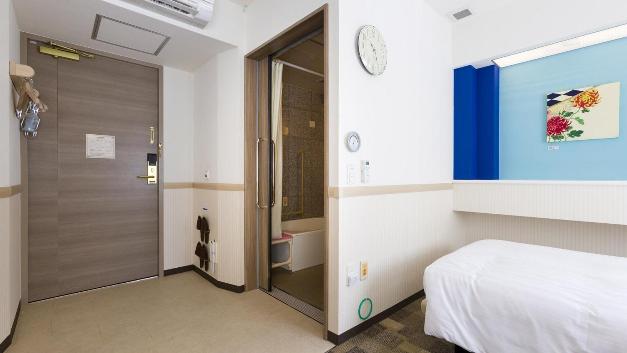 Toyoko Inn Odawara Eki Higashi Guchi Room photo